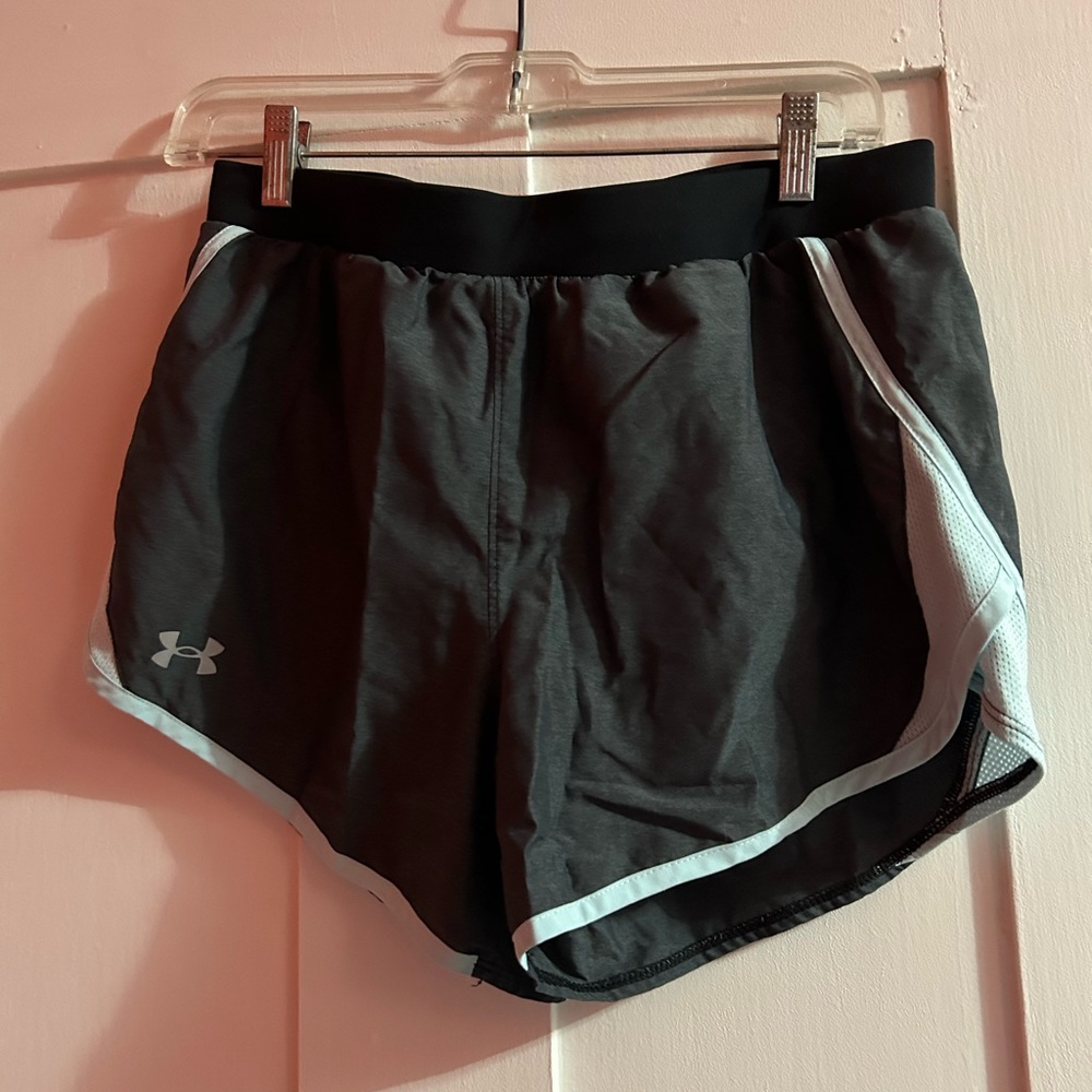Gray Under Armour Shorts, Medium